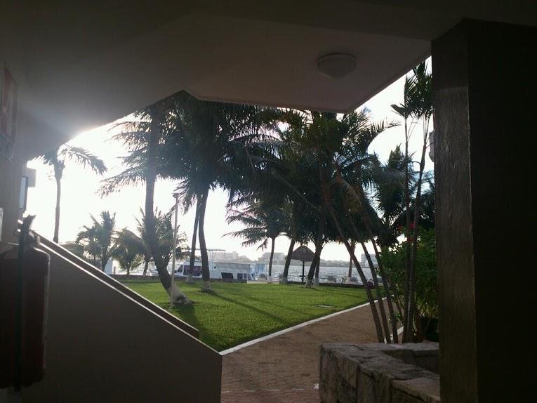 Coral Mar Hotel ปูแอร์โต โมเรลอส ภายนอก รูปภาพ